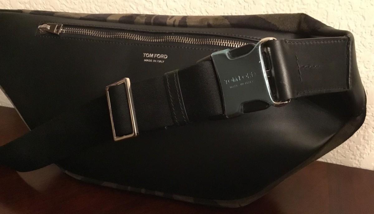 TOM FORD【ロゴプレートスリッポントング☆ブラック】関税送料込 TOM FORD MENS $2790 BLACK/DARK GREY ZEBRA SUED BUCKLEY BELT