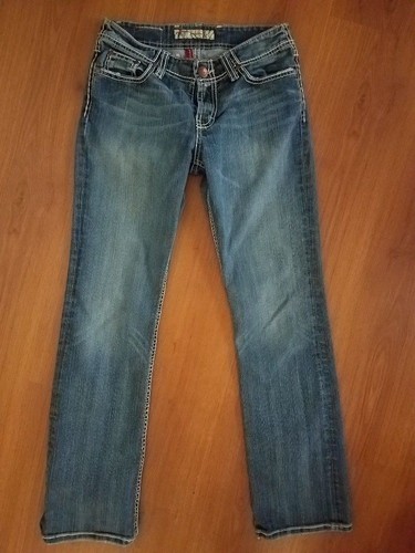 BKE Buckle BRITNI Jeans size 26 x 29 