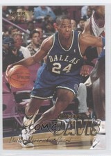 1997-98 Fleer Hubert Davis #303 0f4