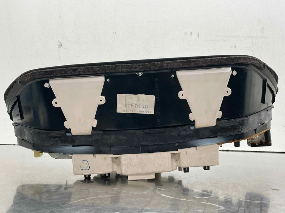 Cuadro de instrumentos velocímetro Mercedes 420 1991 85 k OEM 1265424160 89-91 Foto 4 de 4