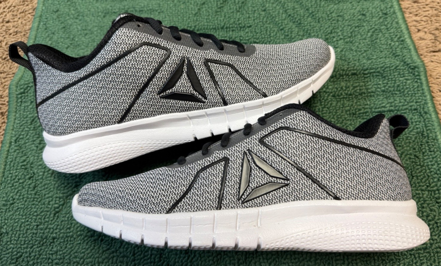 Reebok Memory Tech Instalite Pro HTHR Women's Sneakers CN1416