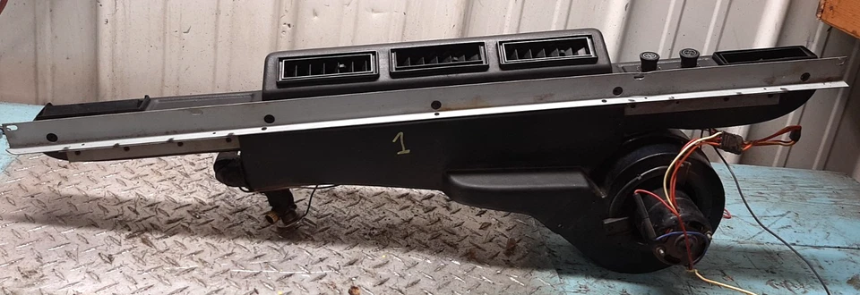 Jeep Wrangler YJ CJ 76-95 OEM Under Dash AC Air Condition Exchange Unit Blower - Image 3 of 4