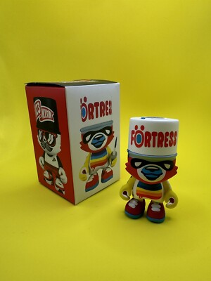 Superplastic 3'' Vinyl Kranky Series 1 Flying Fortress Red Spray Paint Can Toy