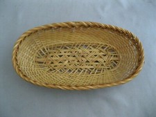 VTG LONG OVAL WEAVED WICKER BASKET LITE BROWN 6 3/4"X3 3/8" VG COND