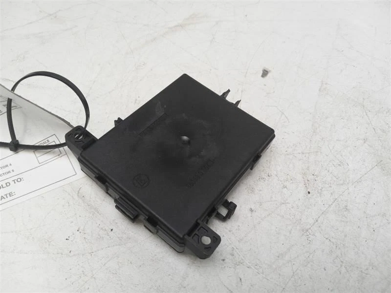 2009-2013 MERCEDES R350 R-CLASS FRONT PASSENGER DOOR CONTROL MODULE OEM - Image 2 of 4