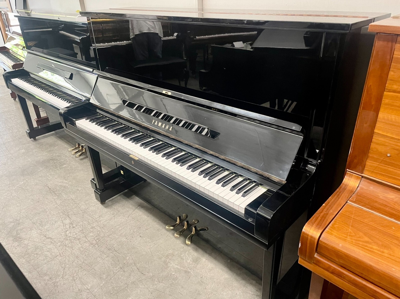 Yamaha No. U3 Tall Upright Piano 52" Polished Ebony eBay