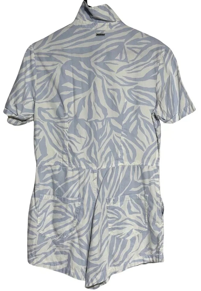 Mameluco Billabong para mujer manga corta talla XS Foto 2 de 4