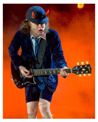 ANGUS YOUNG - AC/DC - 4''X5''  PHOTOGRAPH
