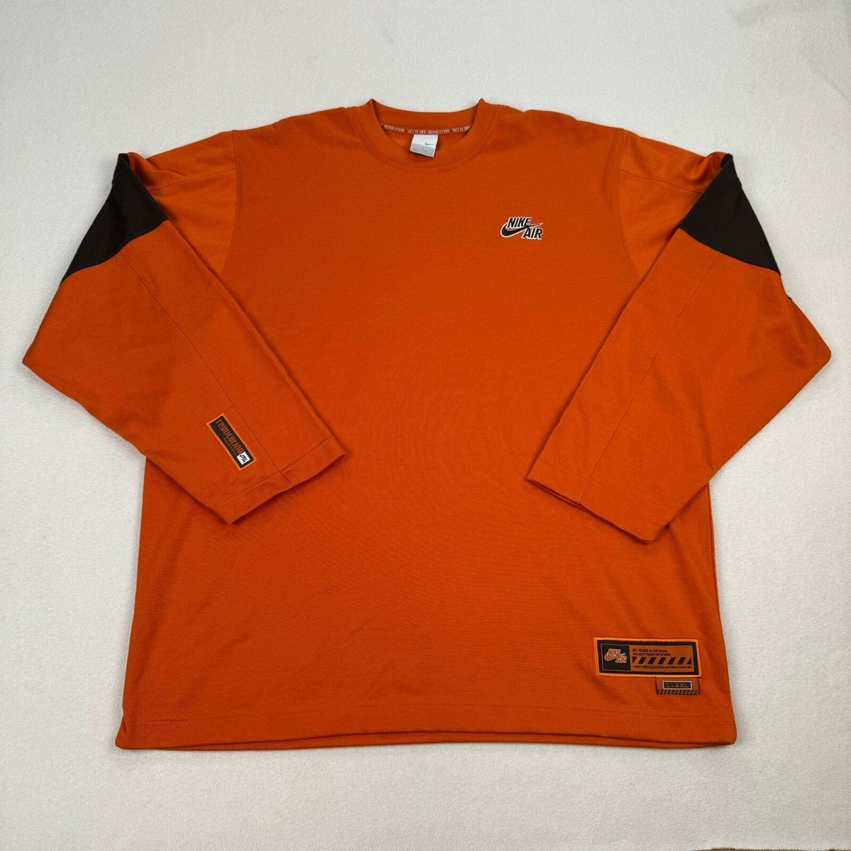 orange nike shirt long sleeve