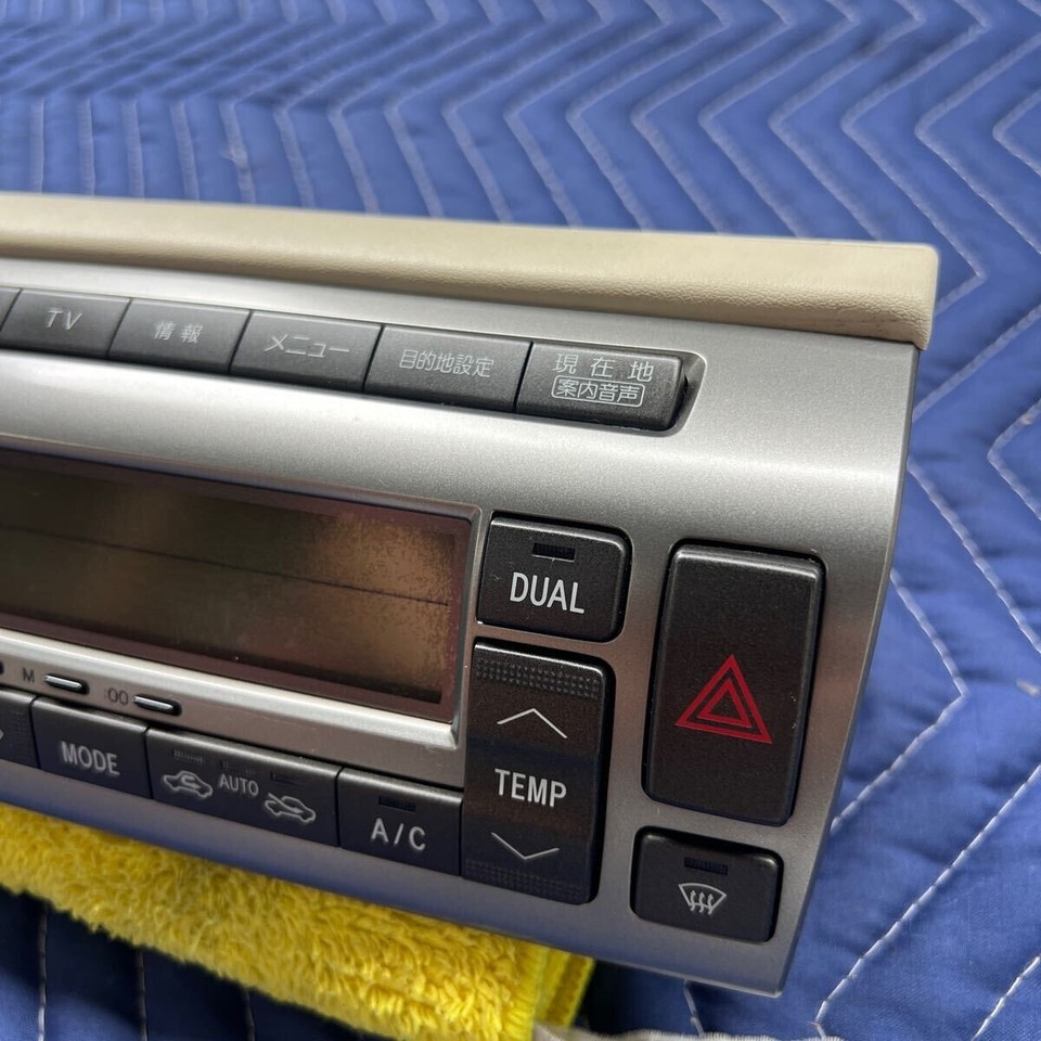 Toyota Soarer UZZ40 LEXUS SC430 OEM DENSO Air Conditioning Control