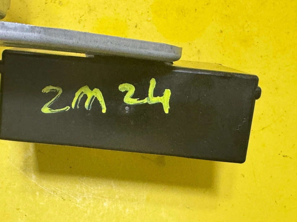 MAZDA 6 2005-2008 MÓDULO DE CONTROL DE ALARMA ANTIRROBO BLOQUEO FABRICANTE DE EQUIPOS ORIGINALES GK2A 67 790A Foto 4 de 4