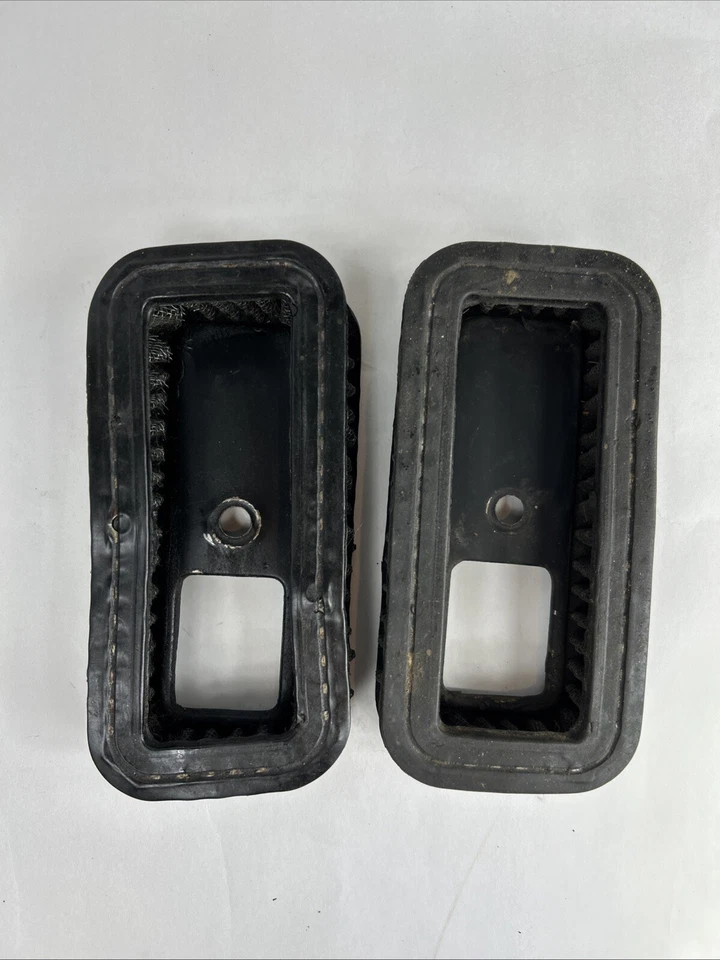 Lote de 2 elementos de filtro de aire Triumph T120 TR6 BSA A65 A70 1971-73 60-3072 Foto 2 de 4