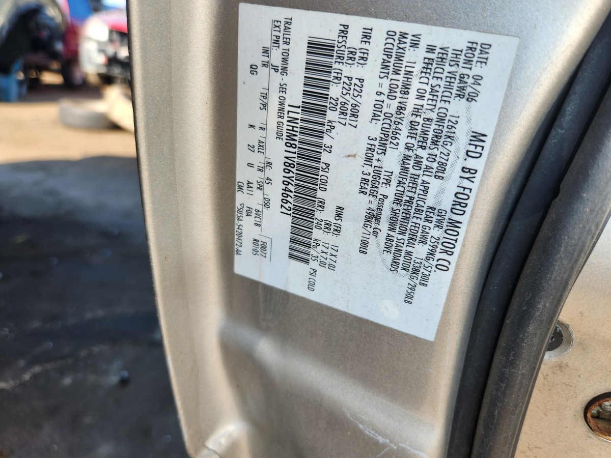 GREYSTONE 2003 - 2011 Lincoln Town Car Drivers side Front Door