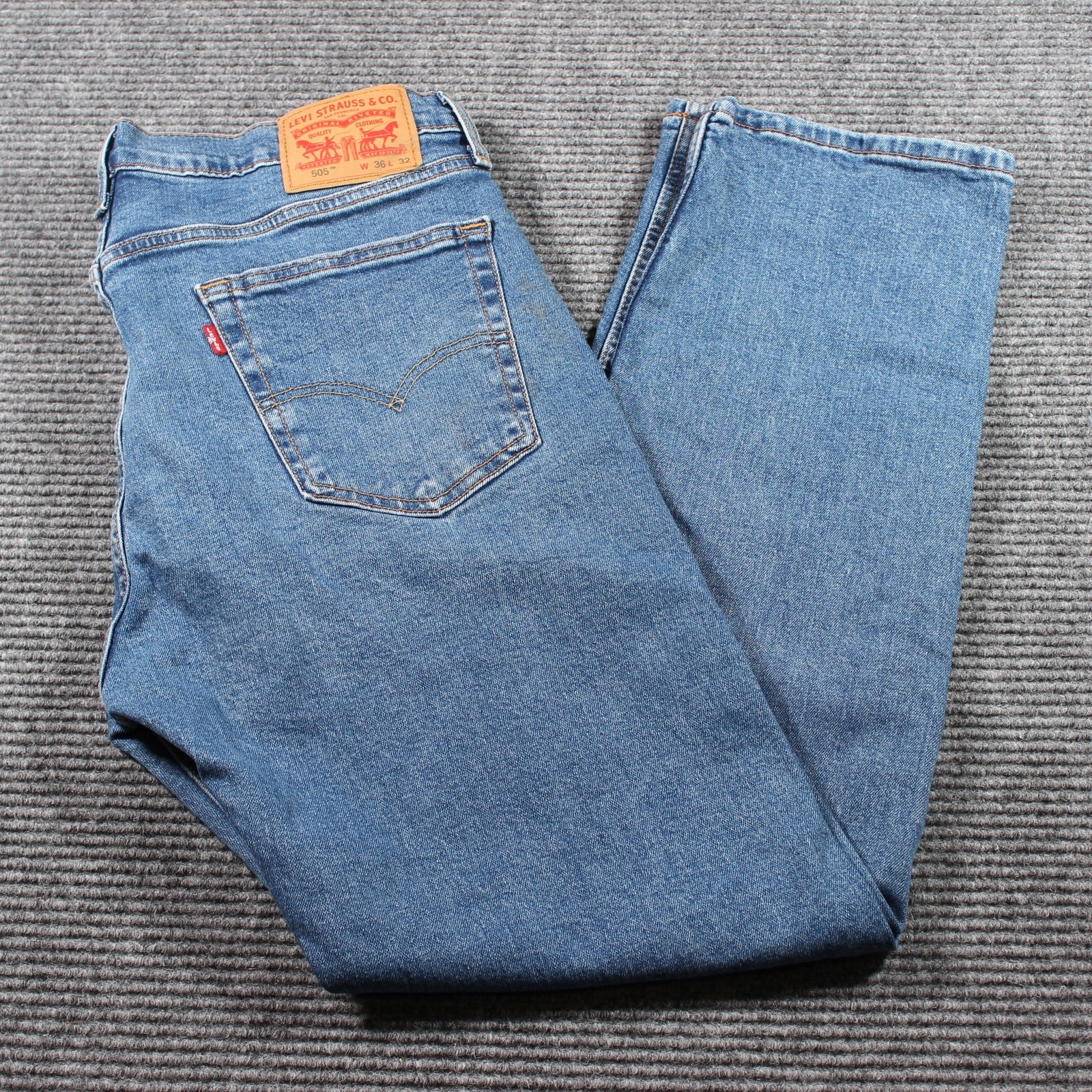 Levi's 505 Regular Fit Men's Jeans 36x32 Light Wash Straight Leg Zip Fly