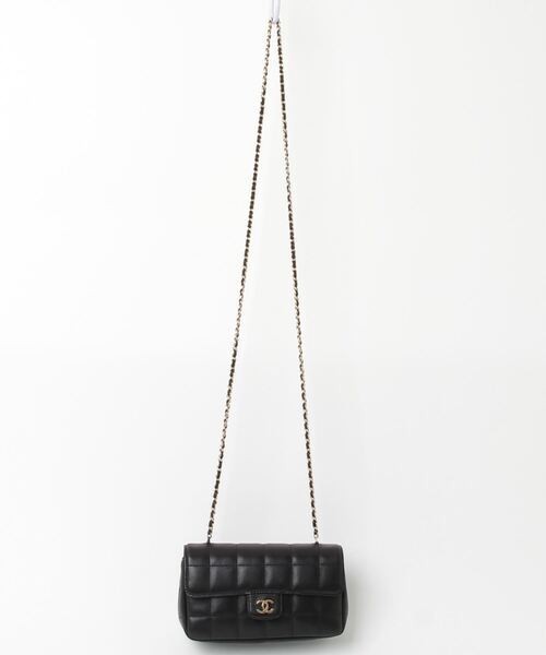 CHANEL Black Lambskin Shoulder Bag Chocolate Bar Design for Women