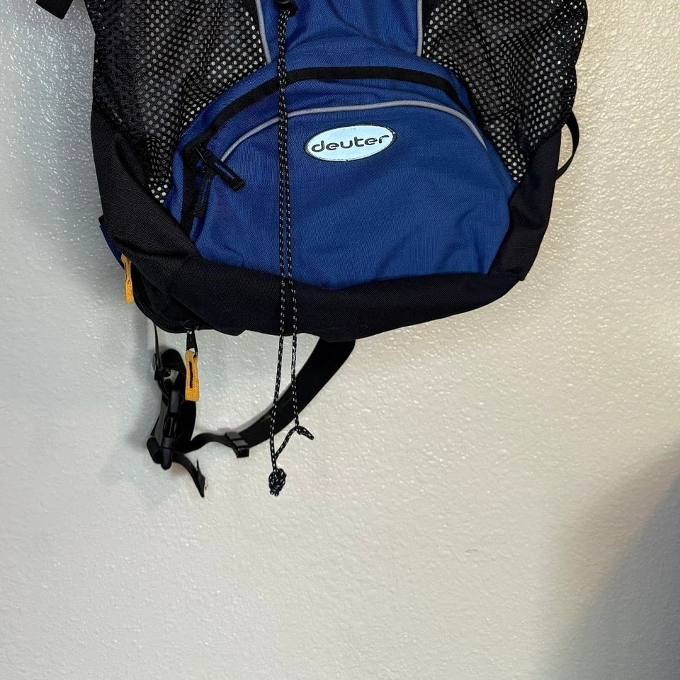 Mochila Deuter Kangakid Azul Alpino Senderismo Mochila Gorpcore Exterior Camping Foto 3 de 4