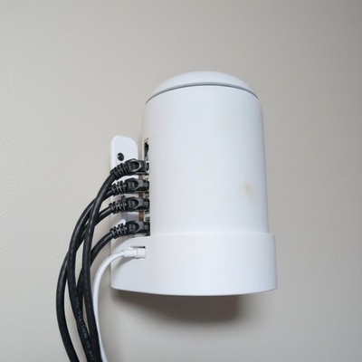Wandhalterung für UniFi Dream Router (UDR) oder UniFi Dream Machine (UDM)