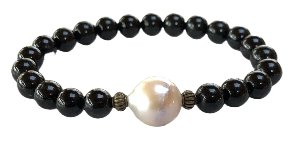 Black Tourmaline and Pearl Stretch Bracelet - Image 4 of 4