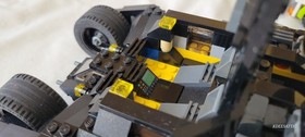 LEGO Batman: The Tumbler: Joker's Ice Cream Surprise (7888)+bat024 (read)
