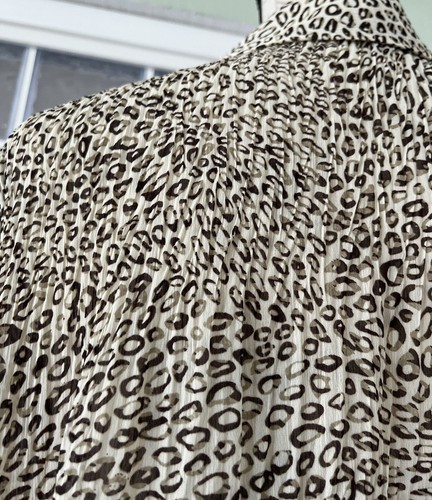 MARKS & SPENCER Women's Leopard Print Short Sleeve Button Up Blouse UK 22 US 18 - Picture 6 of 13