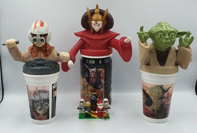 STAR WARS : 2 X KFC CUPS, YODA, ANAKIN & QUEEN TOPS, 1 X CHUPA