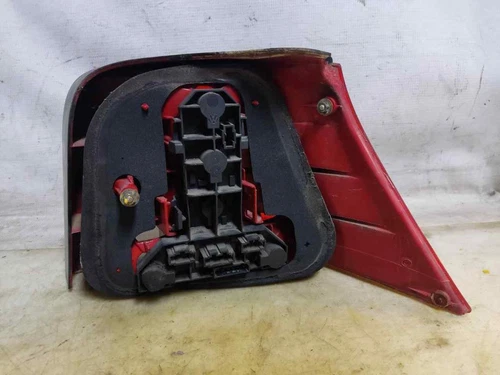 Piloto Trasero Izquierdo para VOLKSWAGEN GOLF IV BERLINA (1J1)(10.1997) 1040388 - Imagen 3 de 6