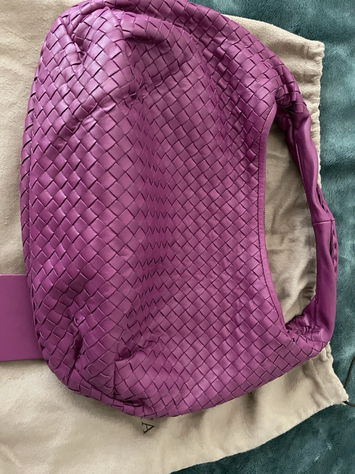 Picture 2 of 21