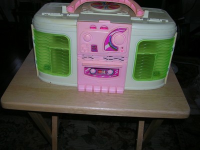 barbie radio house