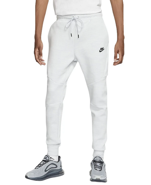 nike air max excee black and white