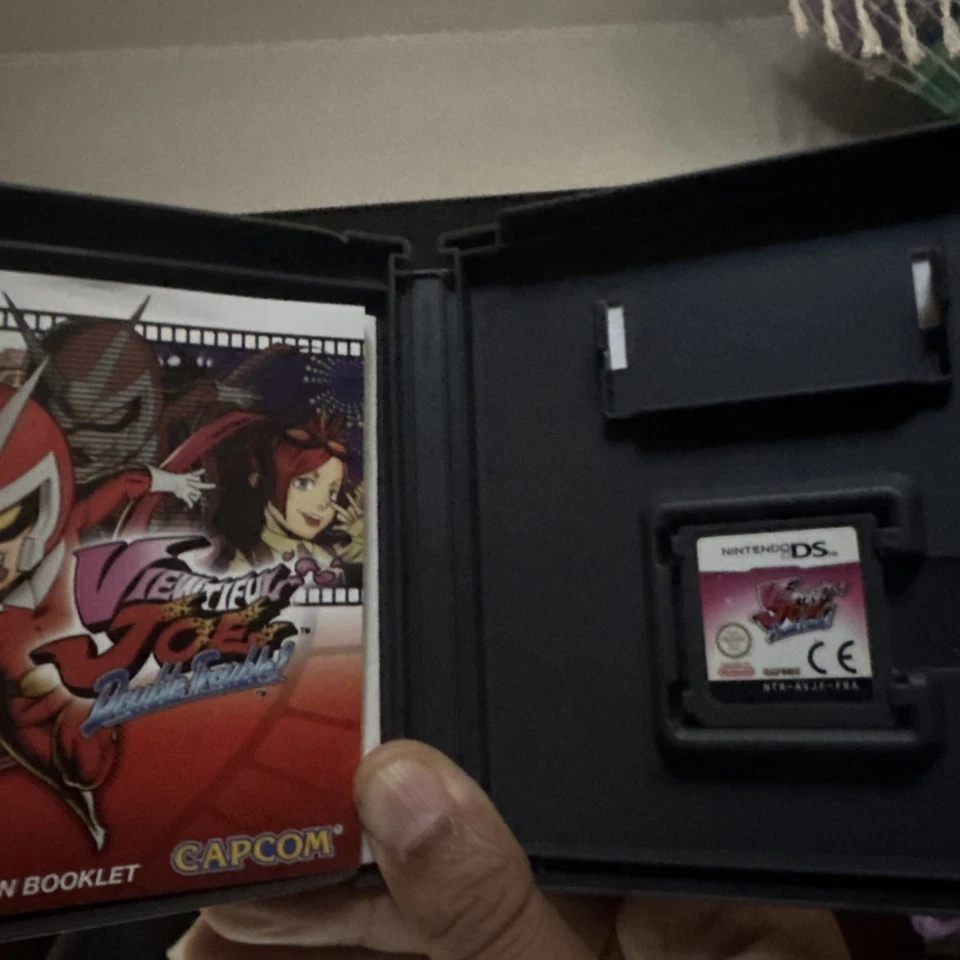 Viewtiful Joe: Double Trouble Nintendo DS PAL - Image 2 of 2