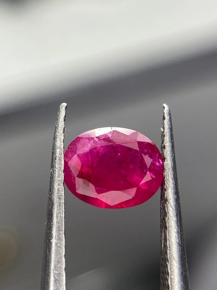 1.20ct | Natural Red Ruby Ovel Cut, Loose Gemstone | Jegdalak, Afghanistan. - Image 2 of 4