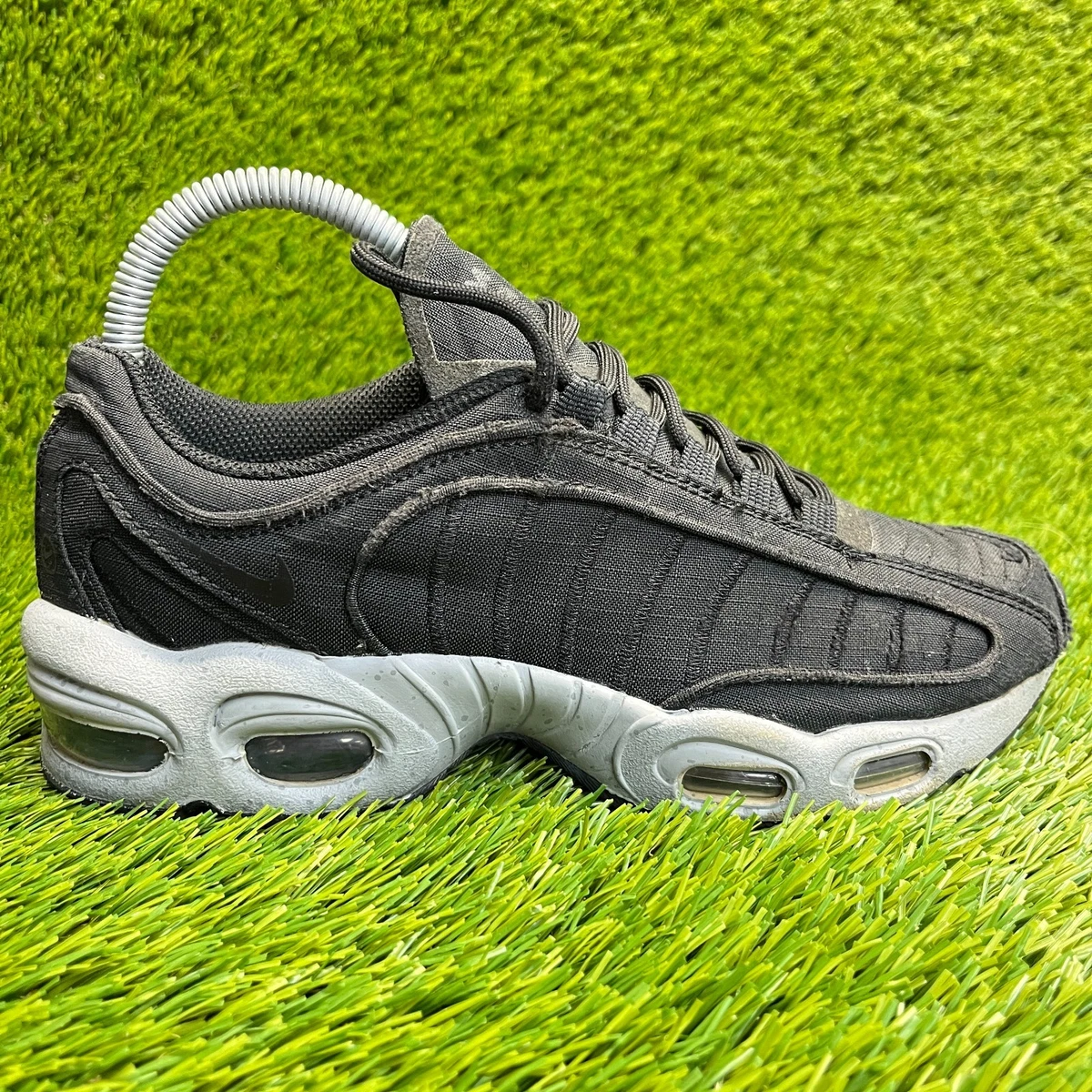 Preços baixos em Nike Air Max Tailwind 4 Gray | eBay
