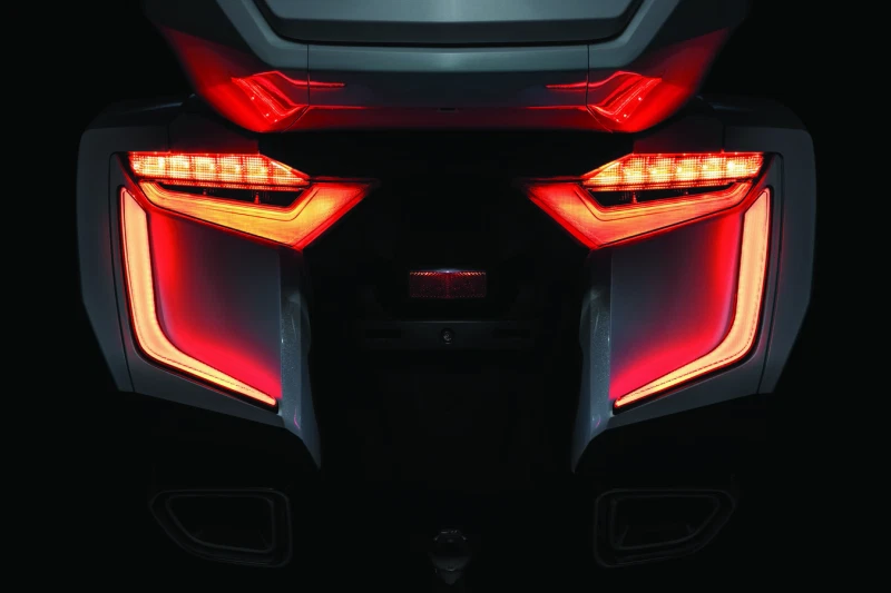 Bolsa trasera Kuryakyn Omni LED detalles Honda Gold Wing 2018-2020 - 3262 Foto 4 de 4