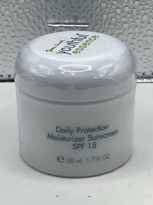 Susan Lucci Youthful Essence Daily Protection Moisturizer Sunscreen SPF15  1.7oz