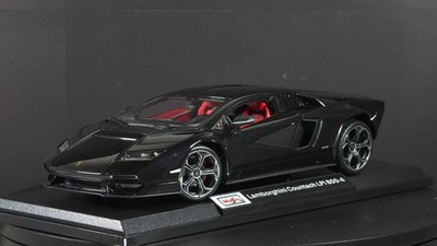 Lamborghini Countach LPI 800-4 1:18 Maisto Exclusive Style Special Edition Black