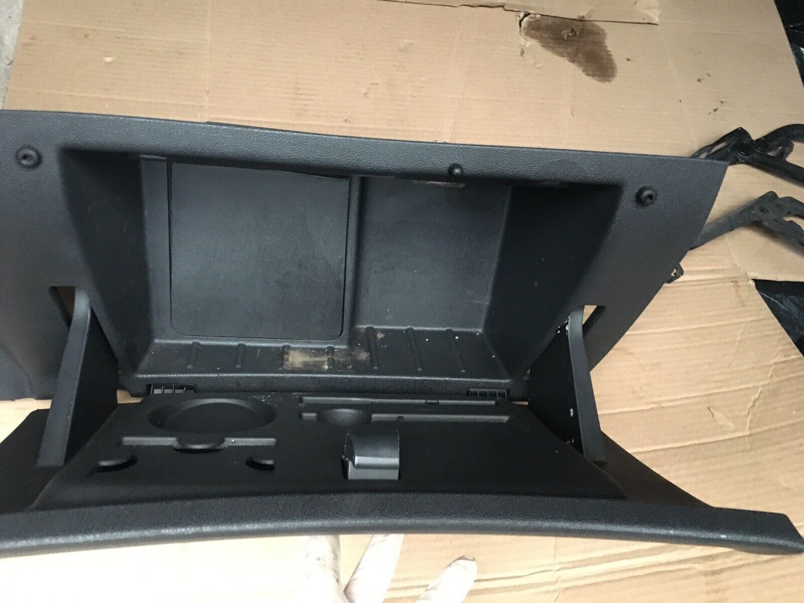 Picture 2 of 4
