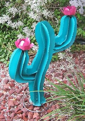 METAL YARD ART CROOKED DANCING CACTUS SCULPTURE 25
