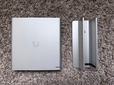 Unifi Ubiquiti Cloud Key Gen2 Plus - UCK-G2-SSD with Stand