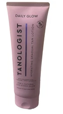 Tanologist DAILY GLOW Gradual Self Tanner SUN KISSED GLOW Medium to Dark 8.45 oz