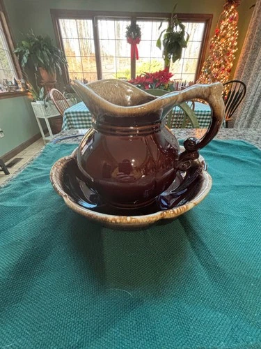 McCoy Pottery #7528 Brown Drip Glaze small  Pitcher And Basin/Bowl Set