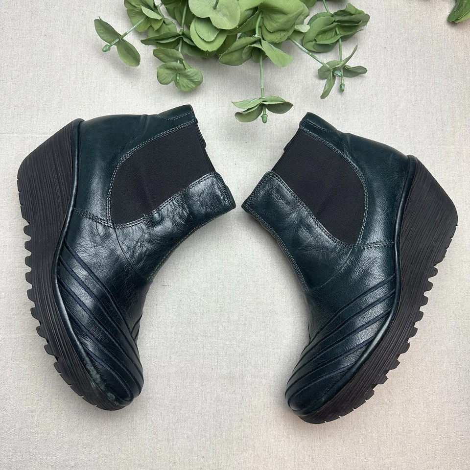 Botas Chelsea Fly London Talla 40 (9) Tacón Cuña Cuero Verde Pull On Portugal Foto 2 de 4