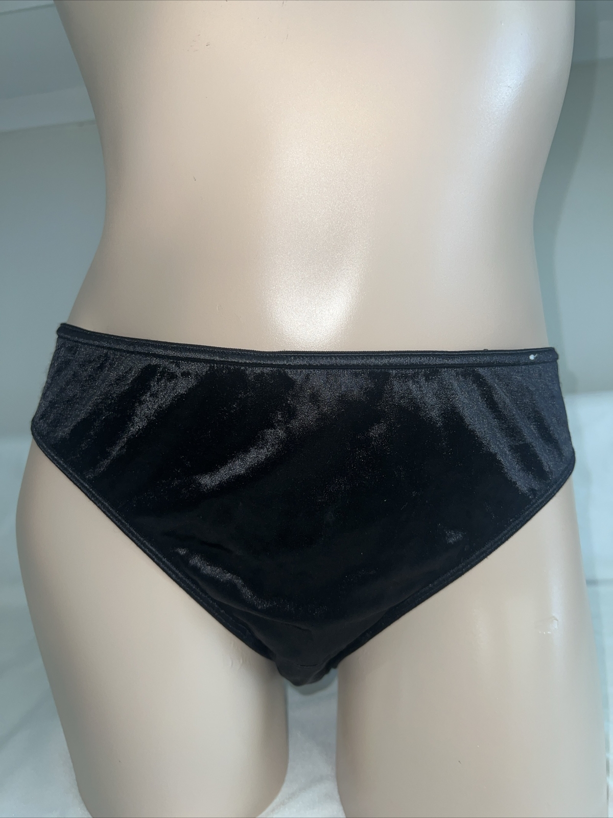 Vintage Cacique Bikini Panties Shiny Black Nylon Span… Gem