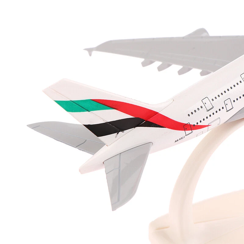 20 cm 1:200 Aircraft Model Emirates Airbus A380 Metal Replica Simulation Gift - image 4 of 4