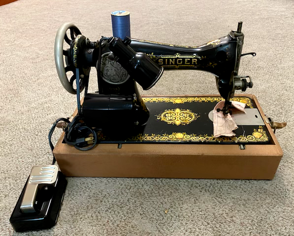 ✓19c RUSSIAN ANTIQUE SINGER SEWING MACHINE ENGIN LAMP WOODEN BOX