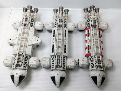 Aoshima Space 1999 Eagle Transporter 1/72 Diecast Set Rescue Laboratory Standard