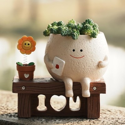Ahilzam Smiley Face Planter Pots Sitting Sunflower Planter, Cute Beige