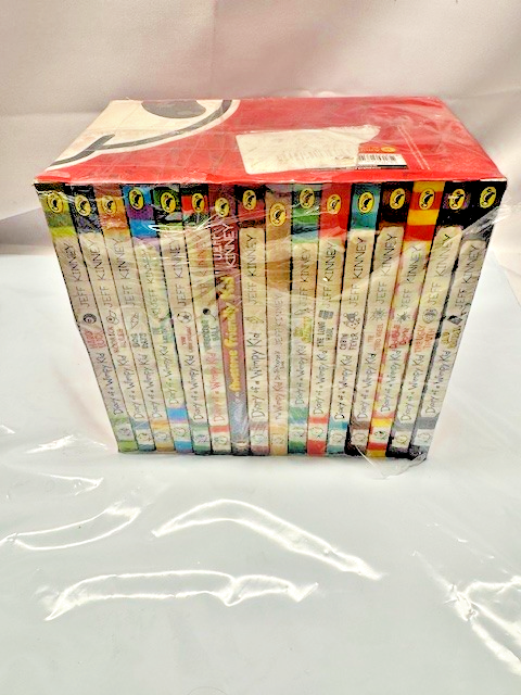 Diary of a Wimpy Kid Box of Books (1-14) (Export Edition) by Jeff Kinney (2020, Trade Paperback)