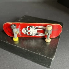 Tech Deck Skull Bunny Brian Sumner 2006 Skateboard Sticker & Fingerboard