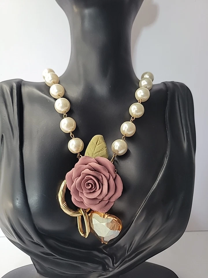 Collar Vintage Cuentas Flor Blanca Cristal Cadena Joyería Disfraz Foto 3 de 4