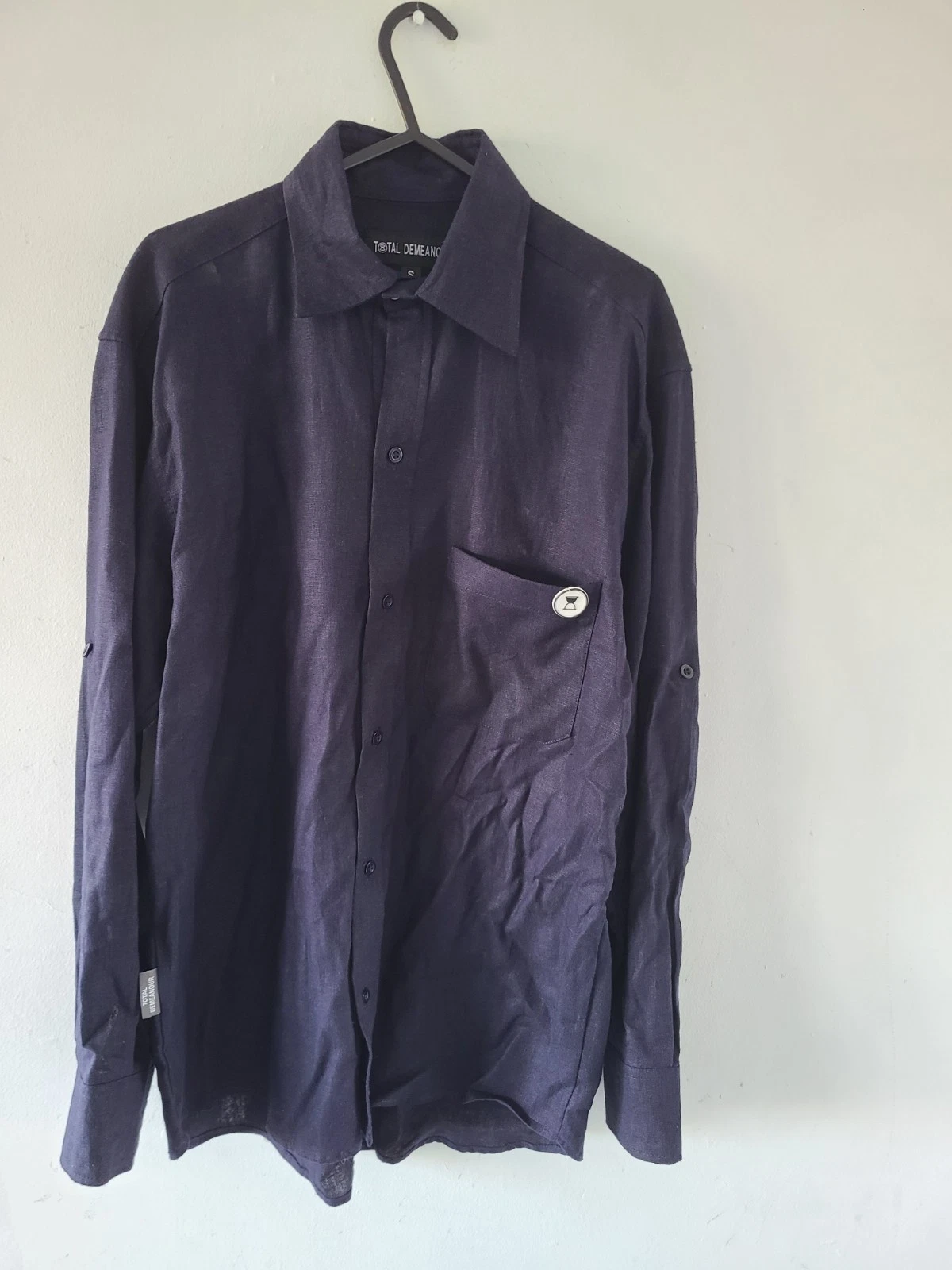 Large Total Demeanour Linen Shirt Navy
Opens in a new window or tab